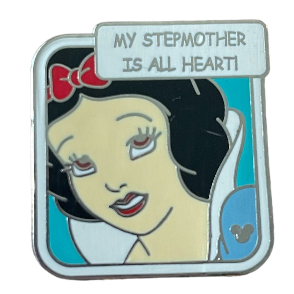 Disney Trading Pin Snow White “My Stepmother is all Heart!" 2016